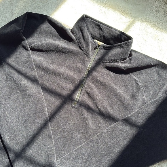 L.L. Bean Quarter Zip Black Fleece Large Pullover Sweater - Picture 2 of 8